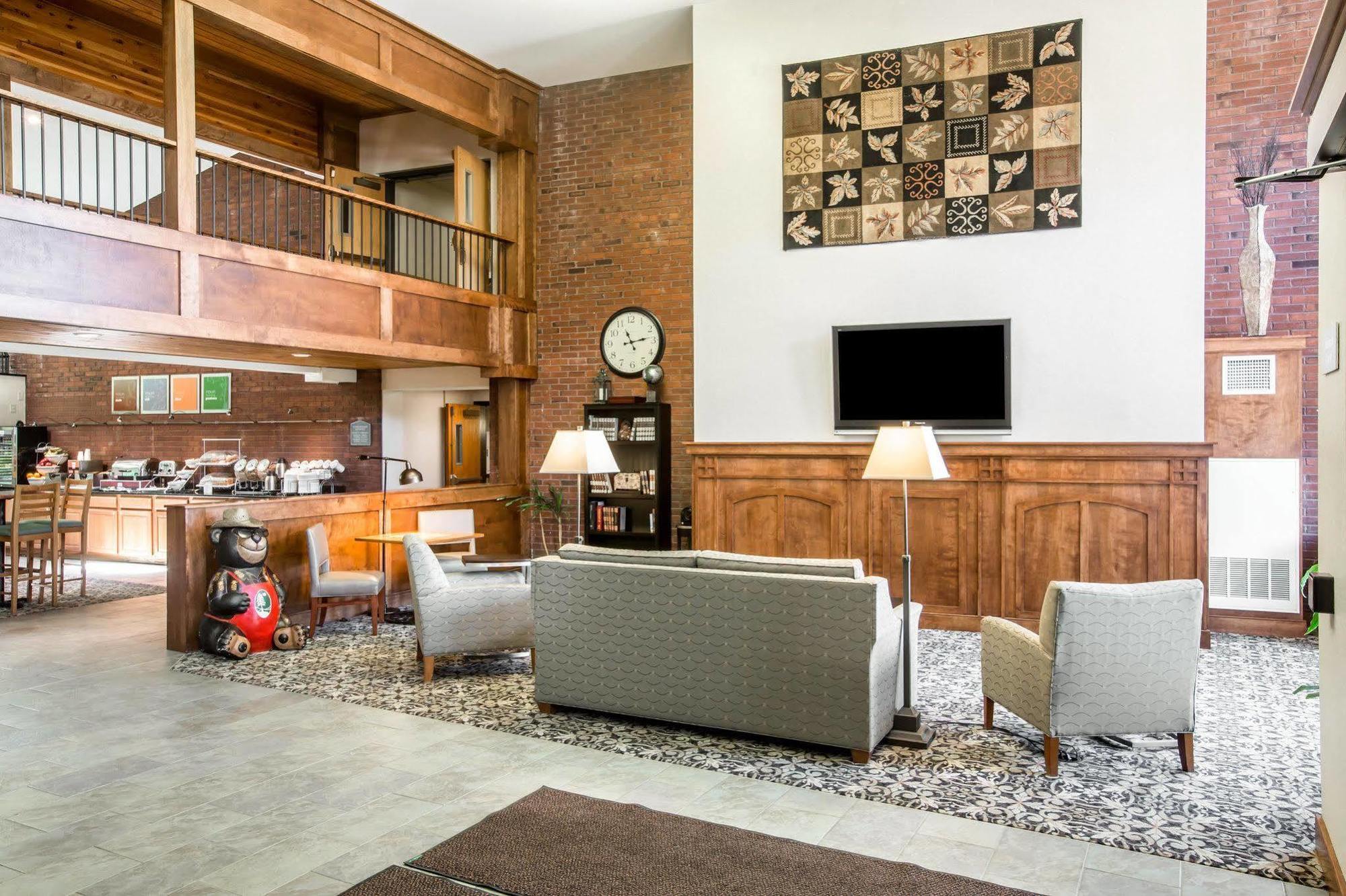 Comfort Suites South Burlington Near University Luaran gambar